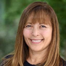 Dr. Gulnur Com, MD