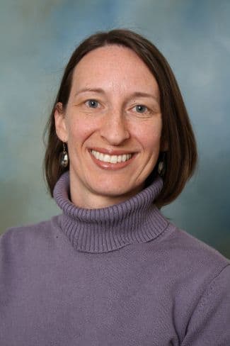 Dr. Cara Hummer Houle, MD - Saint Louis Park, MN - Internal Medicine