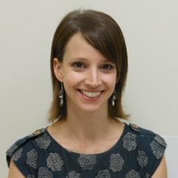 Dr. Risha Li Moskalewicz, MD - Minneapolis, MN - Critical Care Medicine, Pediatrics