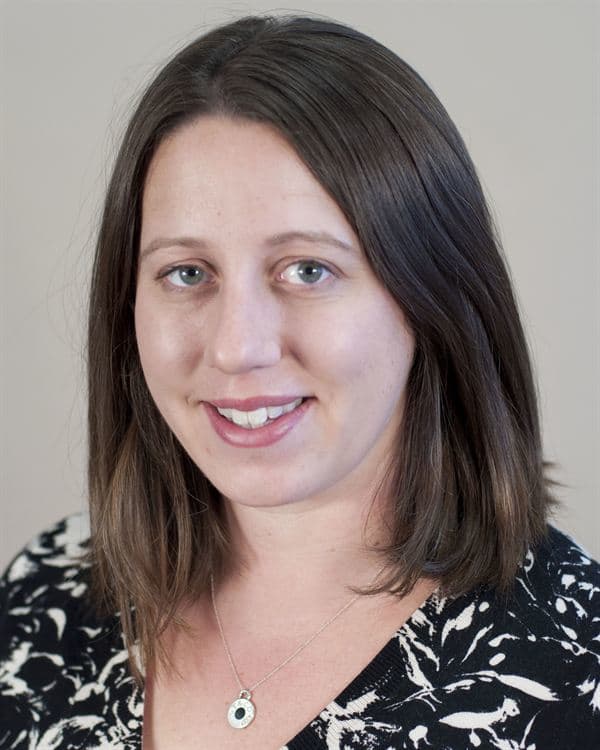 Dr. Lindsay Holt Thurman, MD - Aurora, CO - Internal Medicine, Hospital Medicine