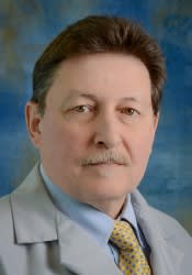 Dr. Thomas Edward Lad, MD - Chicago, IL - Internal Medicine, Oncology