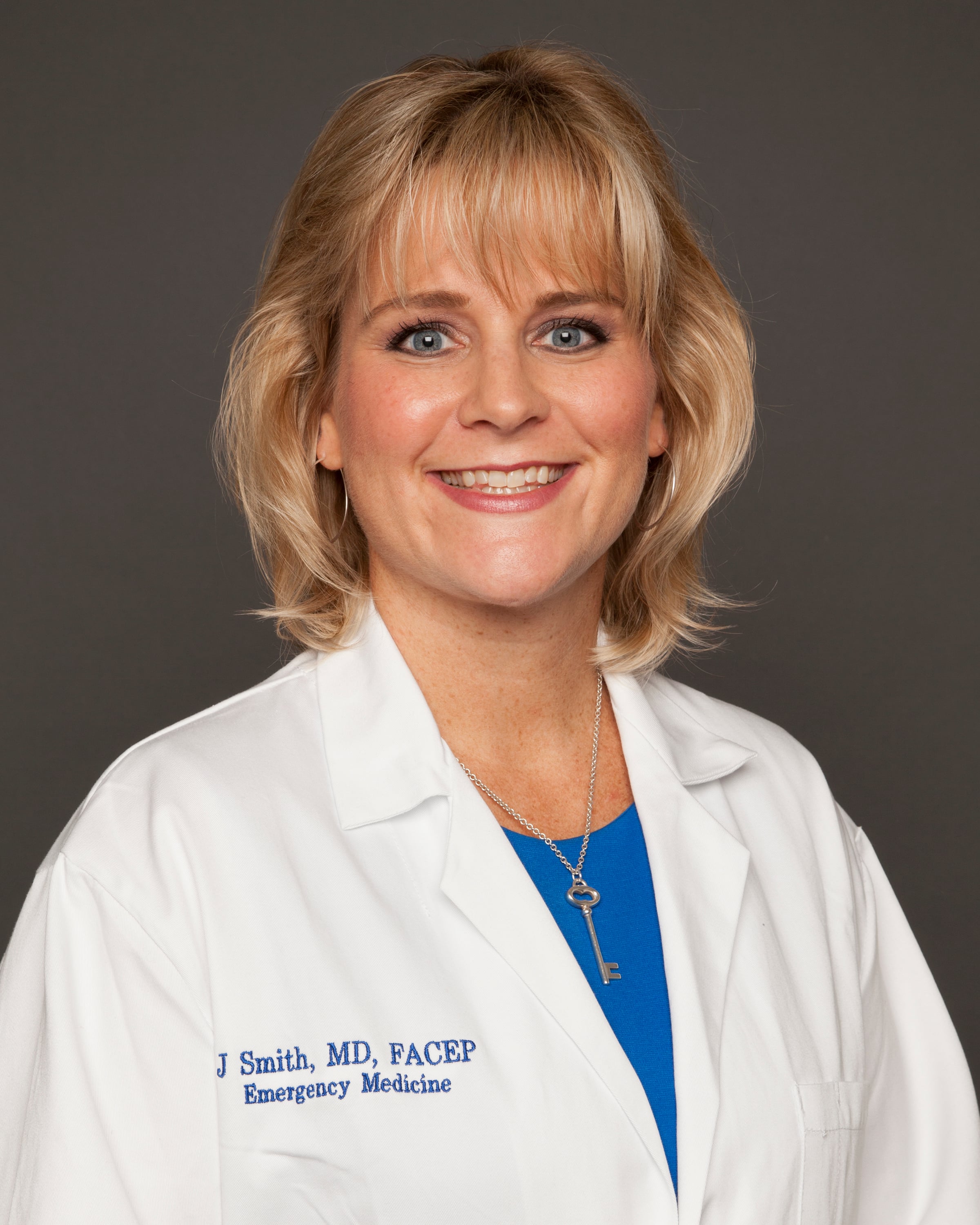 Dr. Jessica Leigh Smith, MD - Providence, RI - Emergency Medicine