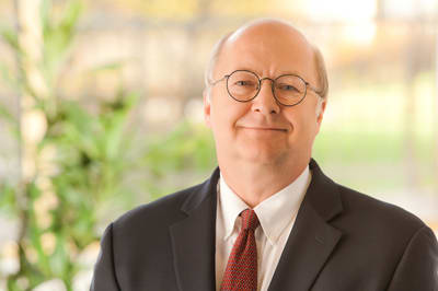 Dr. Edward Valare Vandenberg, MD