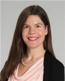 Dr. Laura Dorr Lipold, MD - Beachwood, OH - Family Medicine