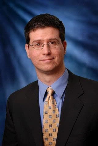Dr. Robert Matthew Kottmann, MD - Rochester, NY - Critical Care Medicine, Pulmonology
