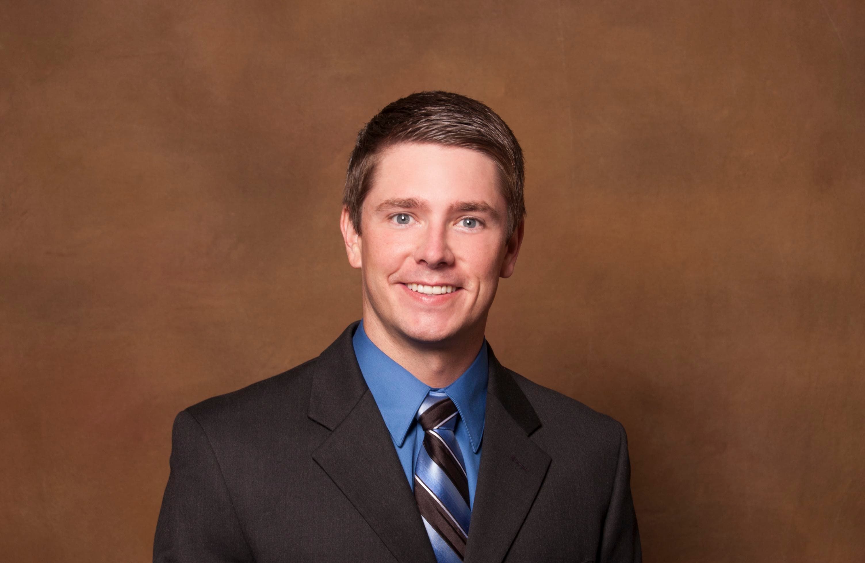 Dr. Robert Roman Grindell, MD - Milwaukee, WI - Family Medicine