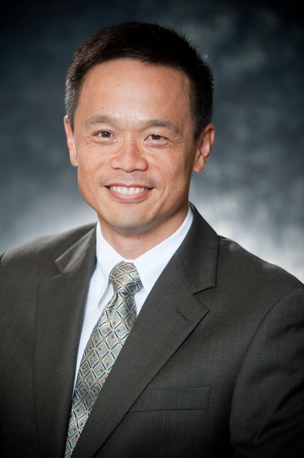 Dr. Michael Douggai Kwan, MD