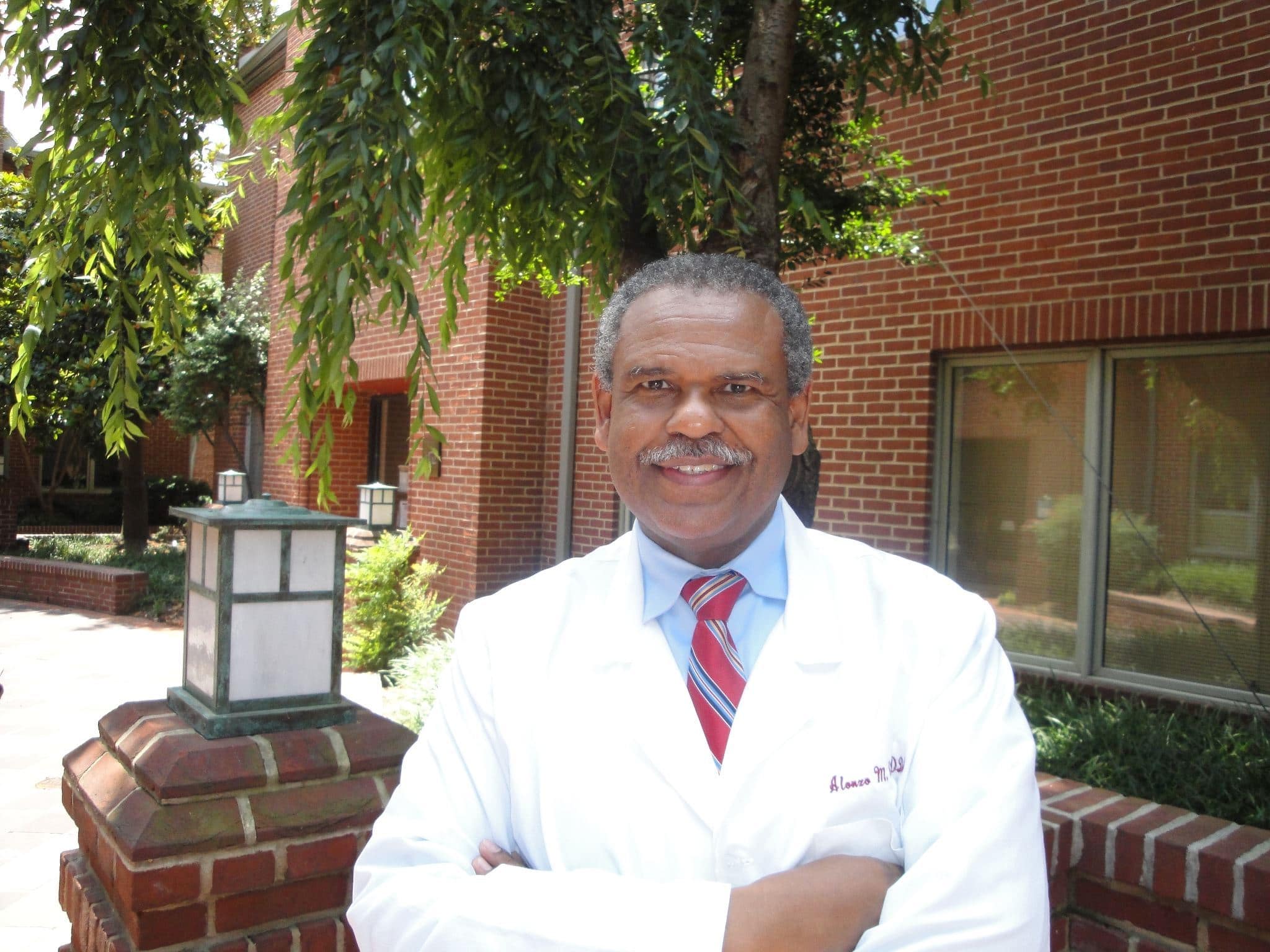 Dr. Alonzo M Bell - Alexandria, VA - Dentistry