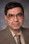 Dr. Shahid Hussain Butt, MD - Elyria, OH - Obstetrics & Gynecology