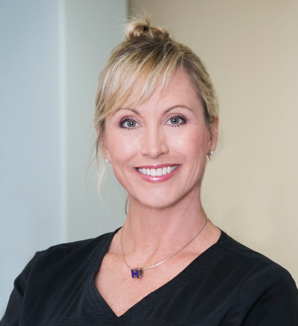 Dr. Heidi Beth Starnes - Newport Beach, CA - Orthodontics, Dentistry