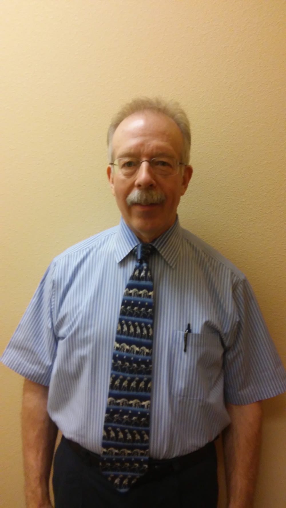 Dr. Earl Fox, MD West Richland, WA