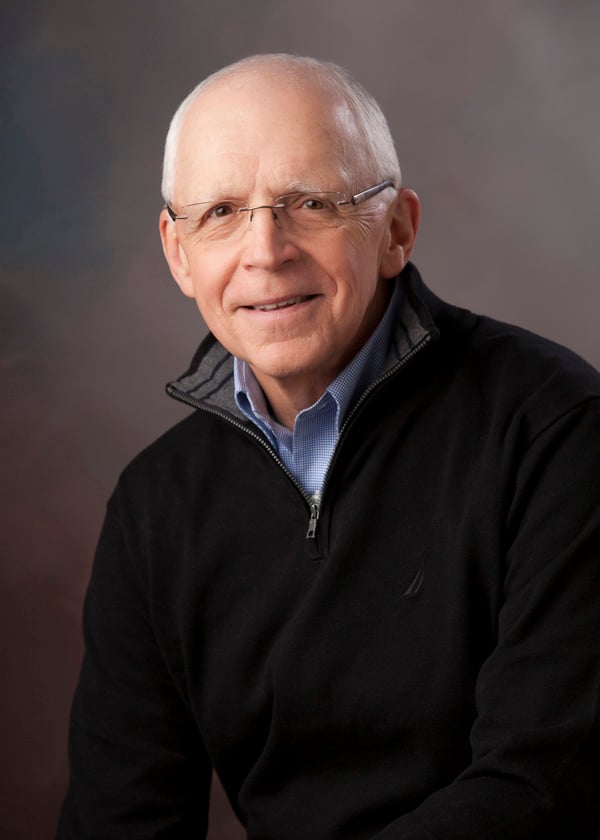 Dr. Vincent E Bearjar, DDS