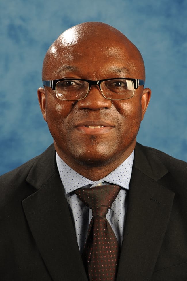 Dr. Obioma Ikechukwu Nwobi, MD - Miami, FL - Nephrology, Pediatrics