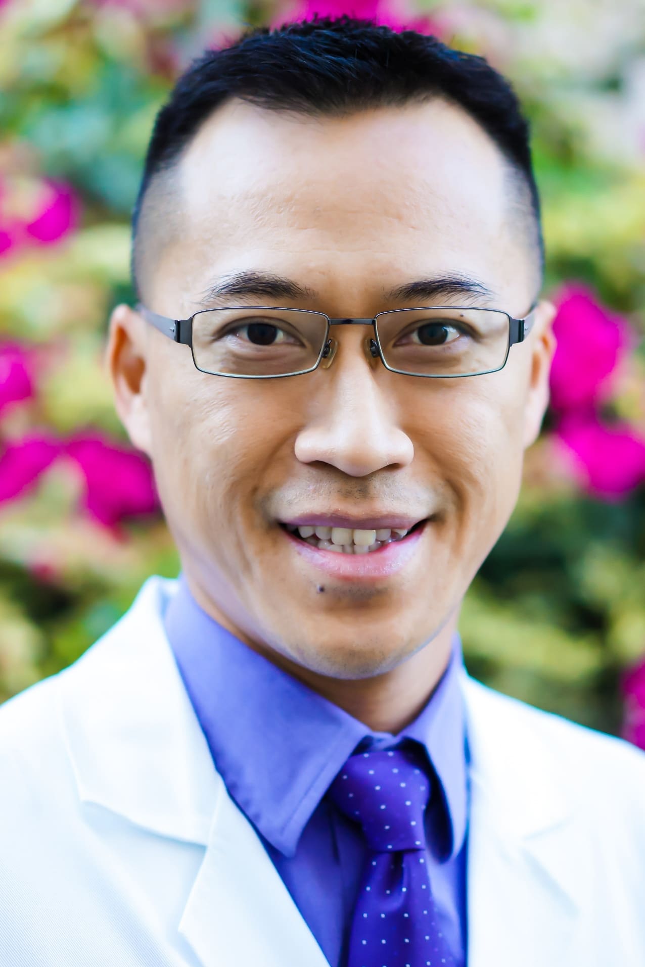 Dr. Victor Duc Truong - Clayton, CA - Internal Medicine, Dentistry