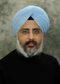 Dr. Malwinder Singh, MD - Paramus, NJ - Critical Care Medicine, Internal Medicine, Pulmonology