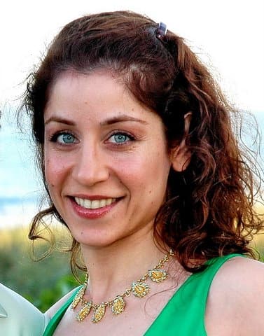 Dr. Lila Elizabeth Massoumi, MD - Bingham Farms, MI - Psychiatry