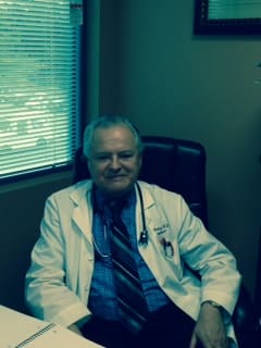 Dr. Alberto Acacio Mendez, MD - Kissimmee, FL - Endocrinology,  Diabetes & Metabolism, Internal Medicine