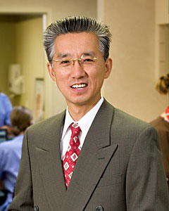 Dr. Young Bum Huh, MD - Bettendorf, IA - Gastroenterology, Internal Medicine