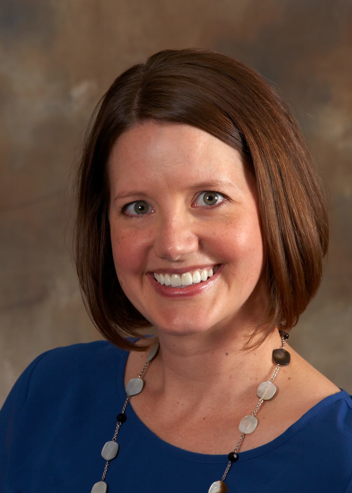 Dr. Jalayna Ashley Smith, MD - Hutchinson, MN - Family Medicine