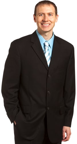 Dr. Ronovan Lavaine Ottenbacher, MD - Fargo, ND - Internal Medicine