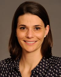 Dr. Larissa Rae Pavone, MD - Wheaton, IL - Physical Medicine & Rehabilitation