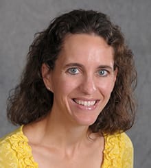 Dr. Amy Ditty Lochow, MD - HUNTINGTON, WV - Pediatrics