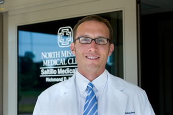 Dr. Marcus Eugene Ueltschey, MD - Saltillo, MS - Family Medicine