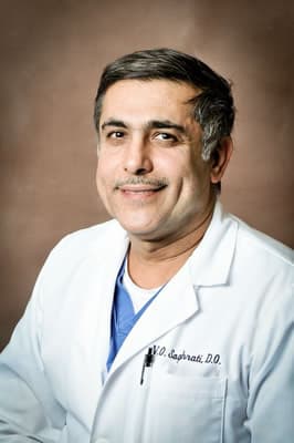 Dr. Naser Oliver Soghrati, DO