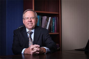 Dr. Richard Lowen Elliott, MD