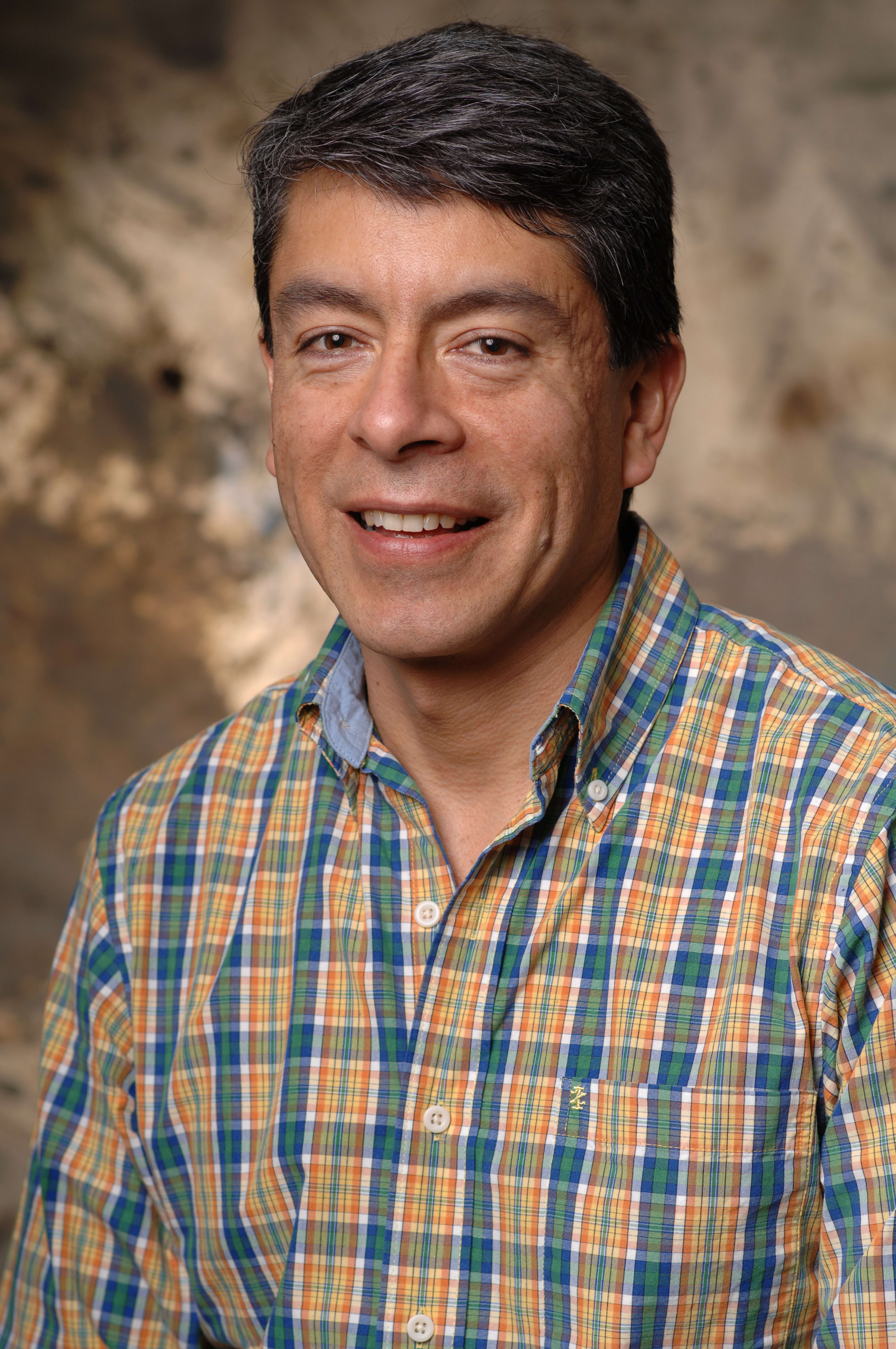 Dr. Francisco J Enriquez