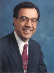 Dr. Mehdi Bajoghli, MD - McLean, VA - Allergy & Immunology