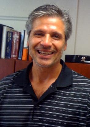 Dr. Claudio Sandoval, MD