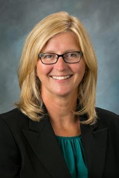 Dr. Gena Lourose Benoit, MD - Davenport, IA - Family Medicine