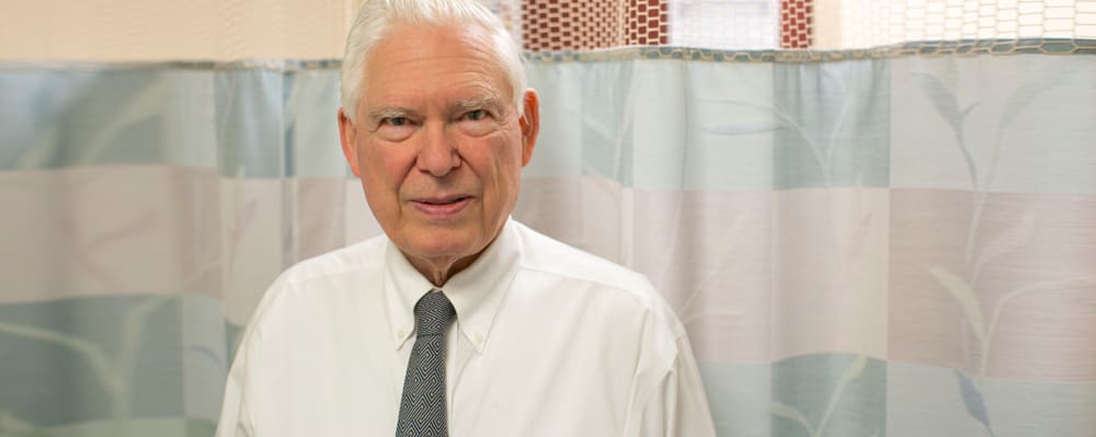 Dr. James David Ahlgren, MD - Washington, DC - Internal Medicine, Oncology
