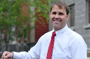 Dr. Nathan Lee Van Zeeland, MD - Appleton, WI - Hand Surgery, Orthopedic Surgery