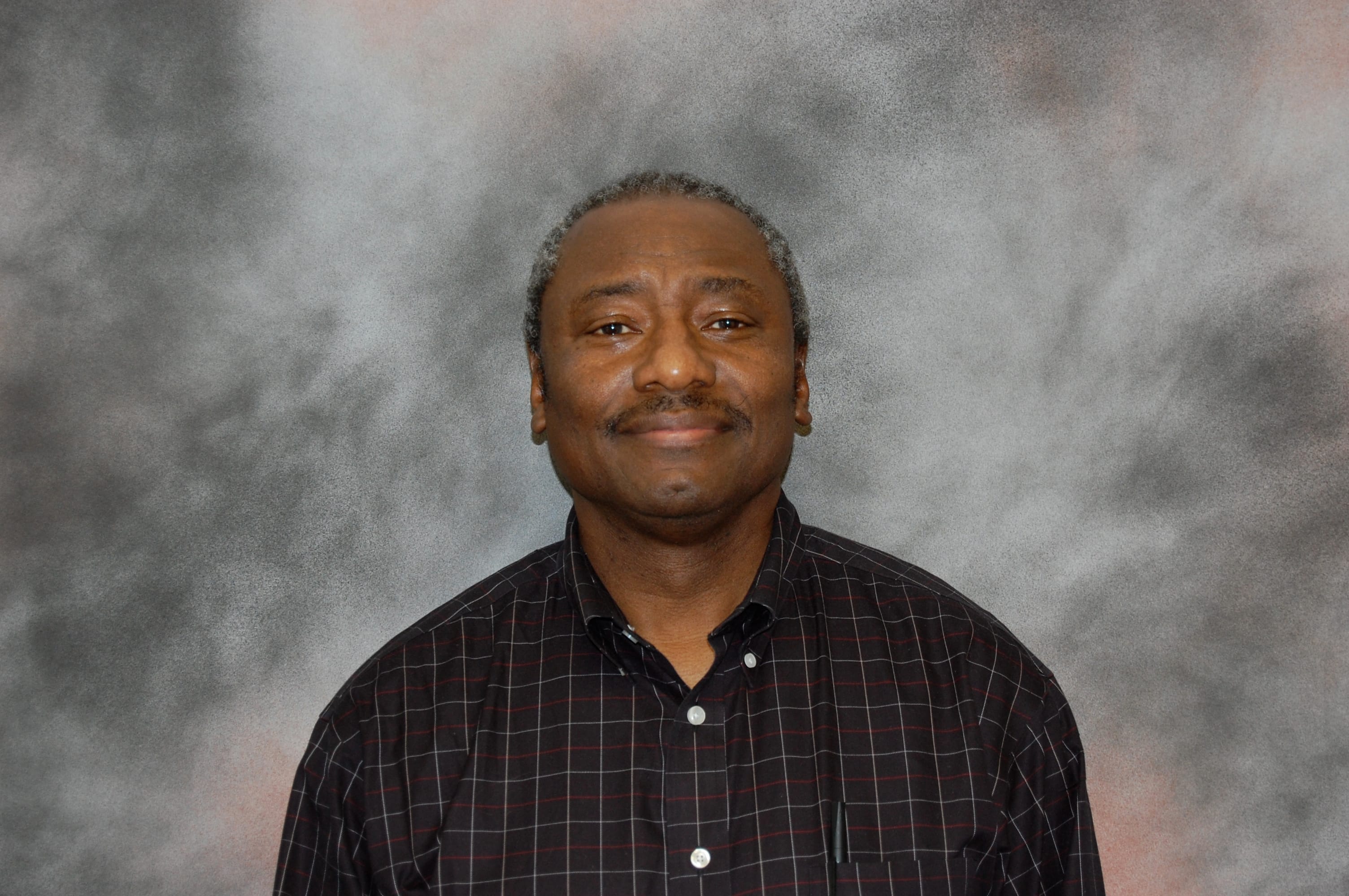 Dr. Leon Devore Hughes, MD - Lancaster, OH - Family Medicine, Internal Medicine