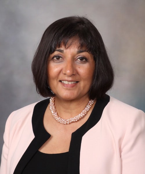 Dr. Nina Mandavia Schwenk, MD - Rochester, MN - Internal Medicine, Geriatric Medicine
