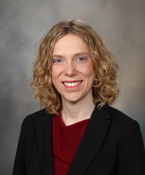 Dr. Sara Schwind Oberhelman, MD