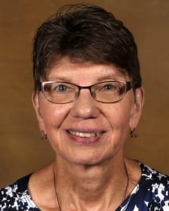 Dr. Kaye-Eileen Willard, MD - Racine, WI - Internal Medicine