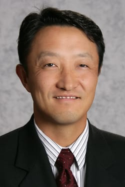 Dr. Jeffrey Yong Ryu