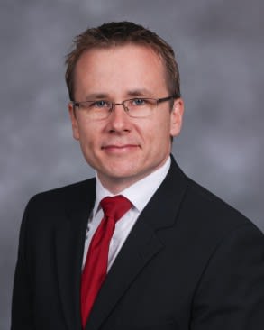 Dr. Tobias Mann