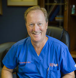 Dr. Charles Joseph Bennett, MD - Lecanto, FL - Radiation Oncology