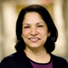 Dr. Renu Agarwal, MD - Hinsdale, IL - Internal Medicine, Critical Care Medicine, Pulmonology
