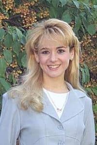 Dr. Melody Noelle Singer, MD - DAYTON, OH - Hospital Medicine, Internal Medicine