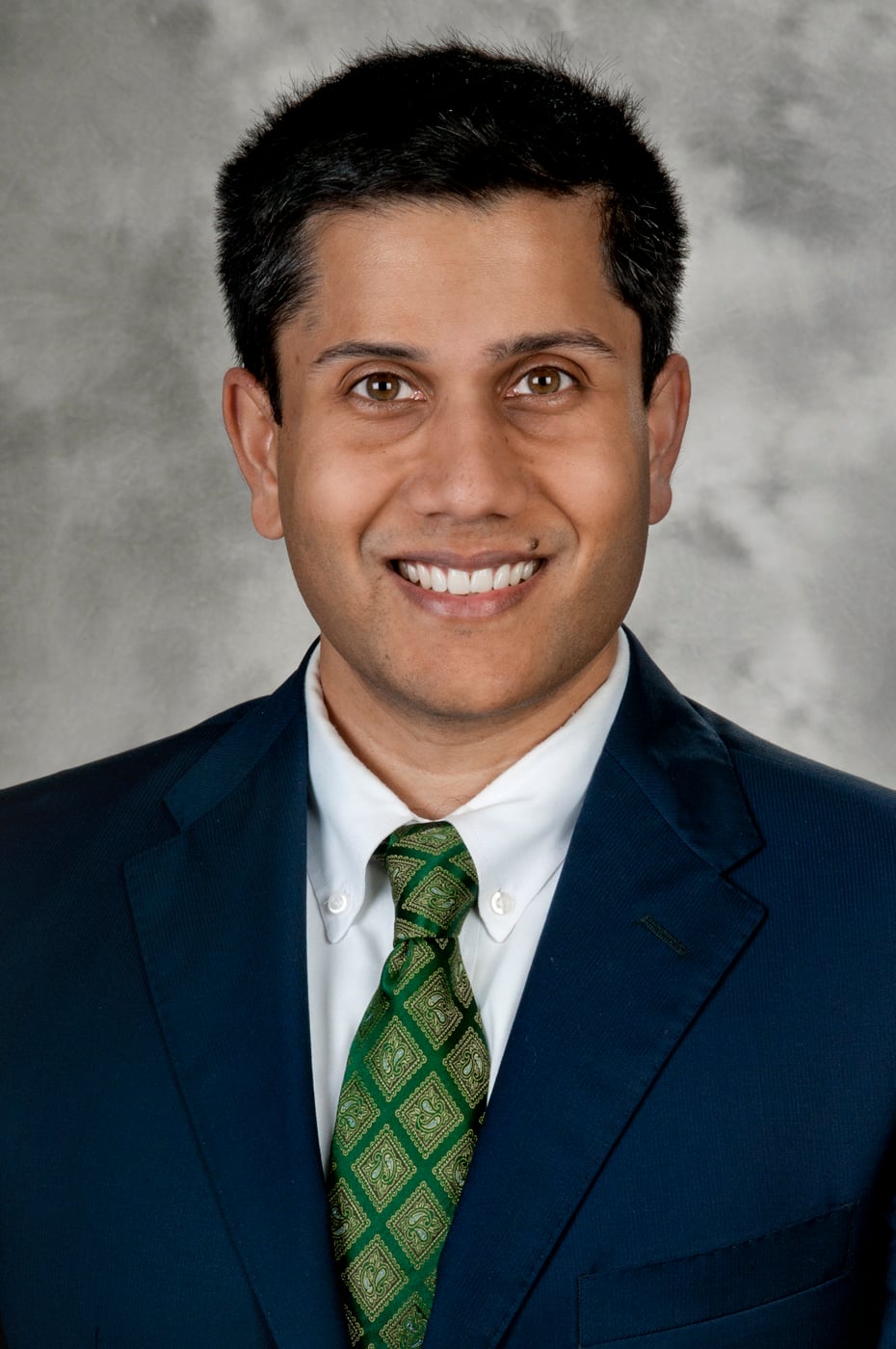 Dr. Nishant Merchant, MD - Hartford, CT - Critical Care Medicine, Surgery
