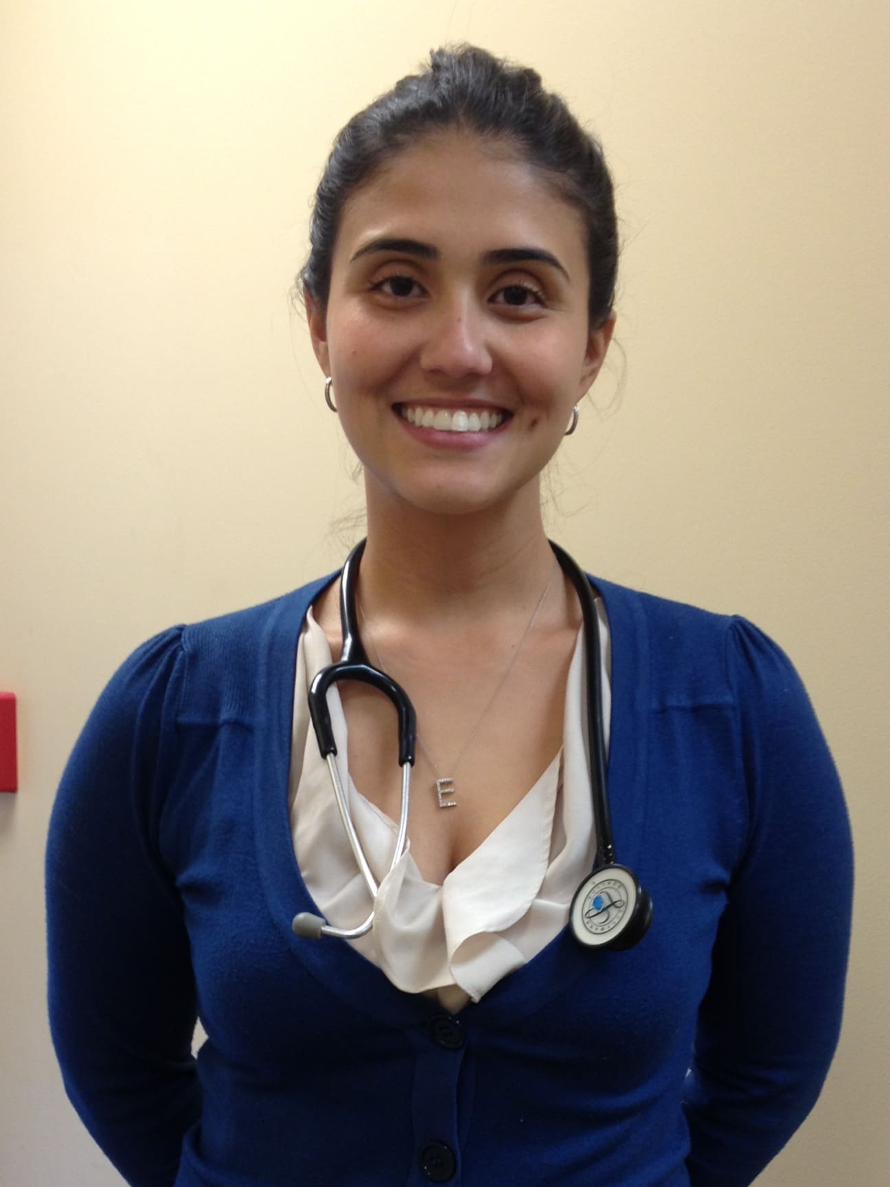Dr. Paola Andrea Portela, MD - Chicago, IL - Pediatrics