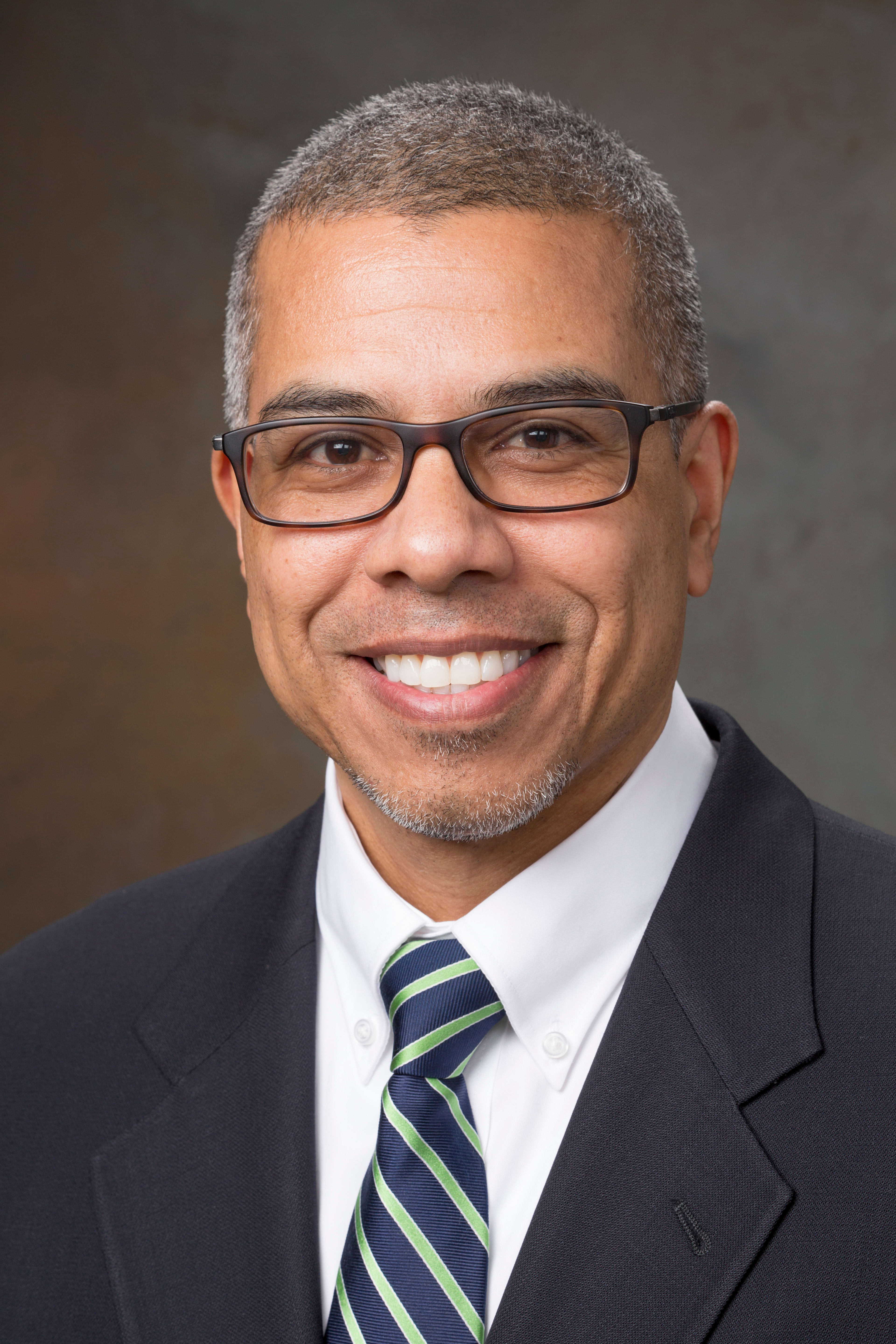 Dr. Federico Enero Vaca, MD