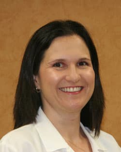 Dr. Alejandra Uchio, MD - Montebello, CA - Ophthalmology