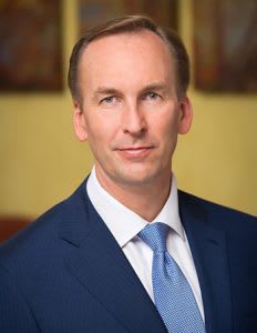 Dr. Kelly Eugene Tjelmeland, MD - Crockett, TX - Plastic Surgery