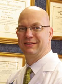 Dr. Kenneth Gene Singleton, MD - Little Rock, AR - Obstetrics & Gynecology